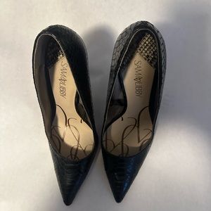 Sam & Libby Heels… Wore 2 times. Look very good with dresses and Skirts.